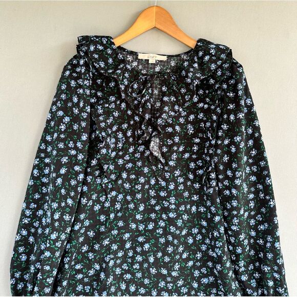 🎉5 for $45 🎉 Loft Floral Top Blouse Shirt Size S - Picture 2 of 8